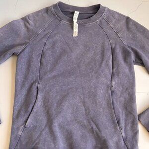 Lululemon Long Sleeve, Crew neck, front pocket, no zippers- Size 2 with tags.